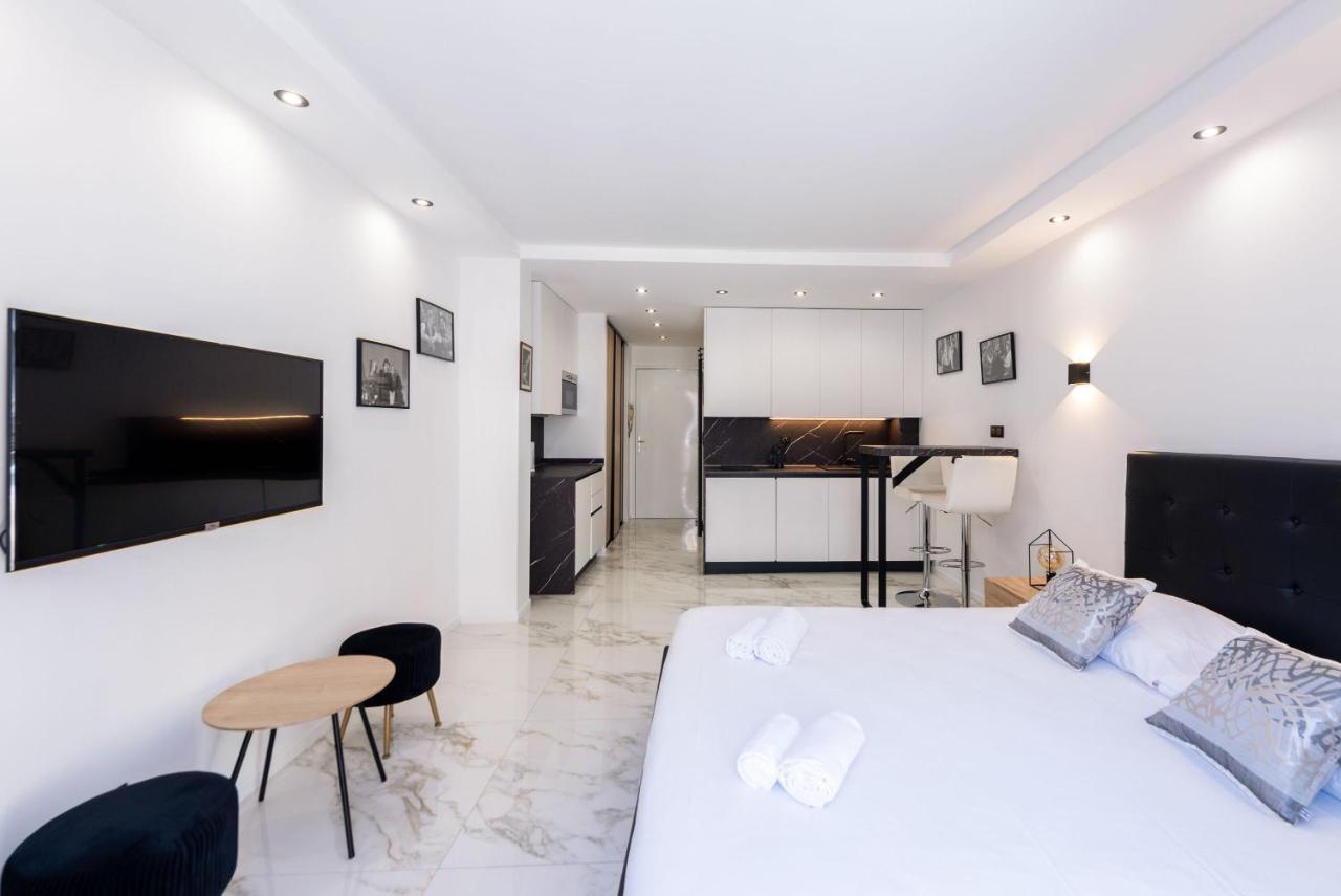CMG - Grand studio - 50m plage Cannes - terrasse vue mer Eksteriør bilde